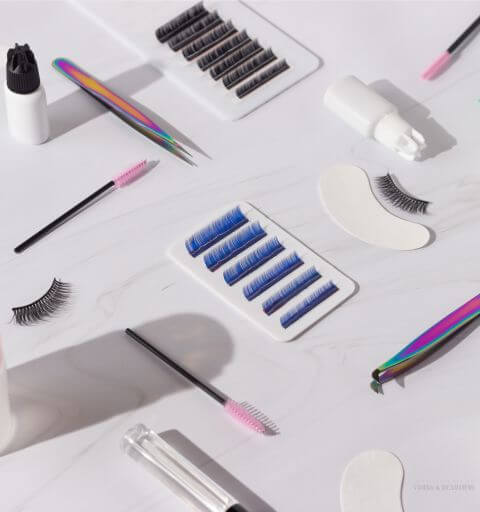 Eyelash accessories at Minh Lashes Beauty Clinic – Premium quality tools and supplies for eyelash extensions.